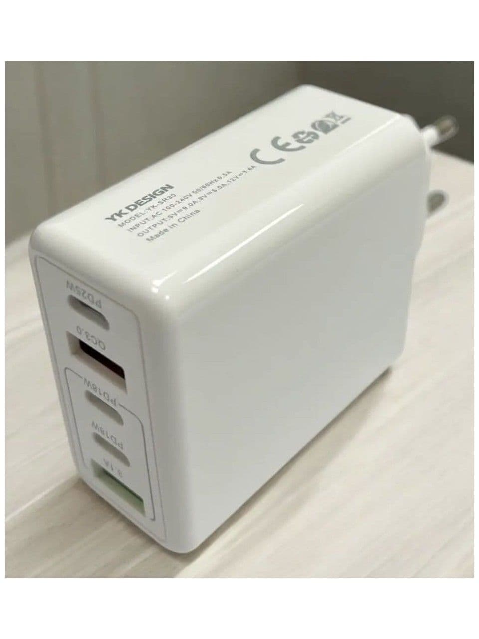 YK Desing YK-SR30 120W 2USB+3PD Usb Başlık